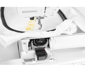 Machine à Broder Bernina B700 - Garantie 5 ans - Créez avec Précision et Liberté Artistique