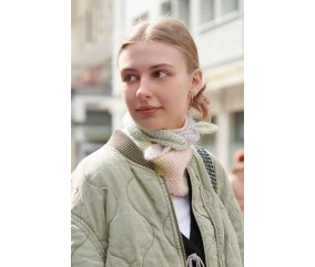 Livre "Spécial Mini Foulard" – Un Guide Moderne pour des Accessoires Tendance - Rico Design