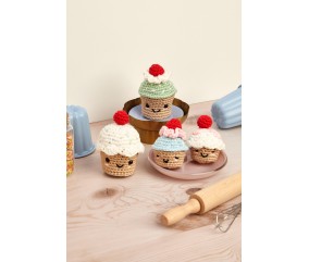 Kit Crochet Amigurumi Cupcake Cerise - DMC : Créez des Amigurumis Gourmands et Adorables