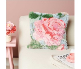 Kit de Point Noué Hooki Hooki – Coussin Rose de Rico Design : Élégance et Douceur pour Votre Intérieur